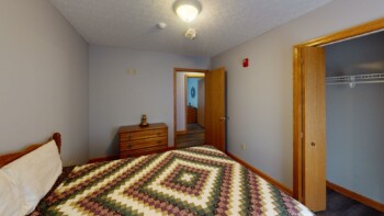 2582398727